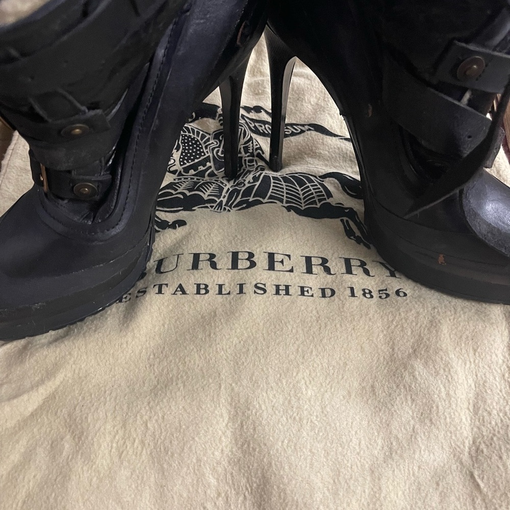 Burberry Prorsum Shearling Lined Aviator Booties Ankle Boots Black Leather 40
